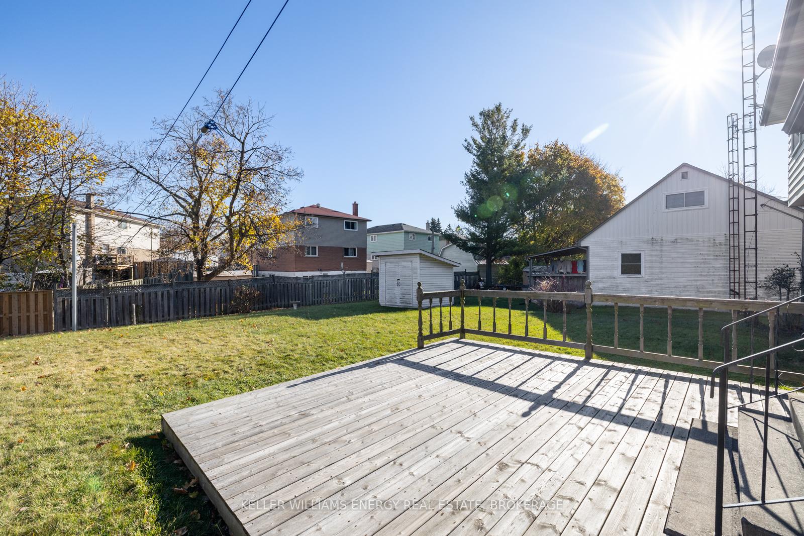 Photo 30 of 751 Cochrane Street, Whitby, Downtown Whitby — HOMEH