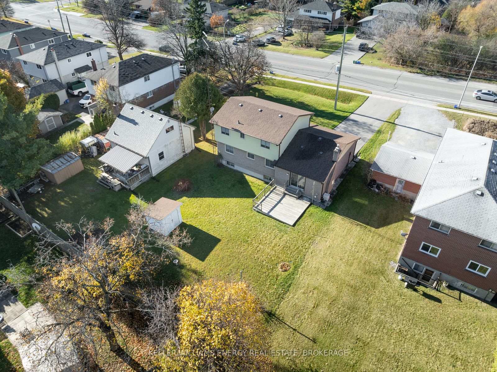 Photo 37 of 751 Cochrane Street, Whitby, Downtown Whitby — HOMEH
