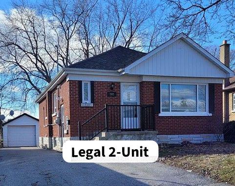 Front of 202 Cadillac Avenue S
