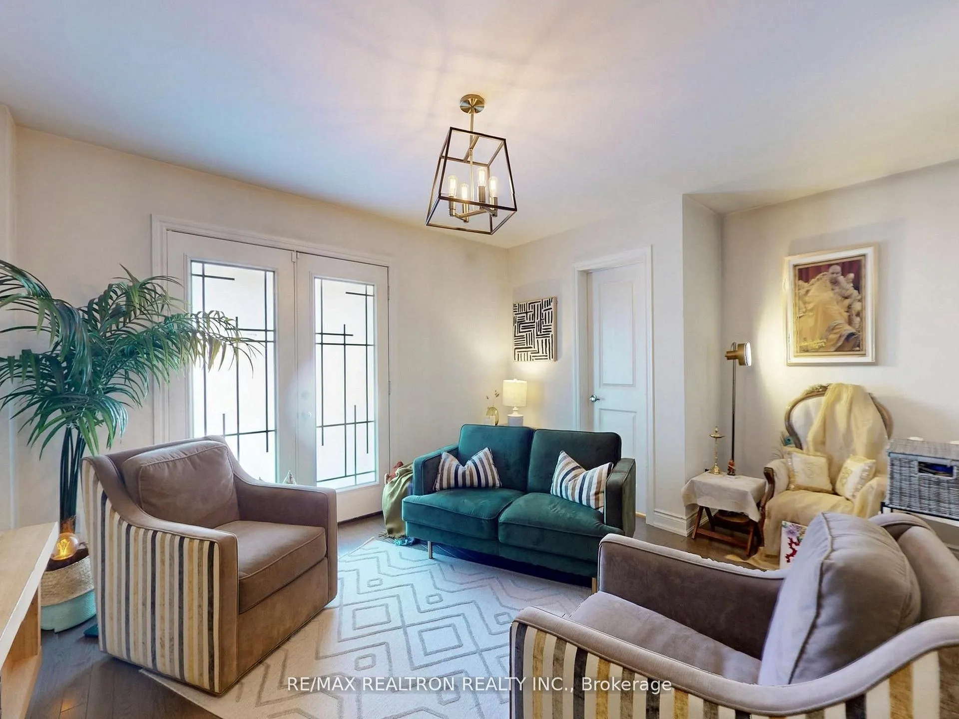 Photo 16 of 6 Oakmore Lane, Brampton, Bram West — HOMEH