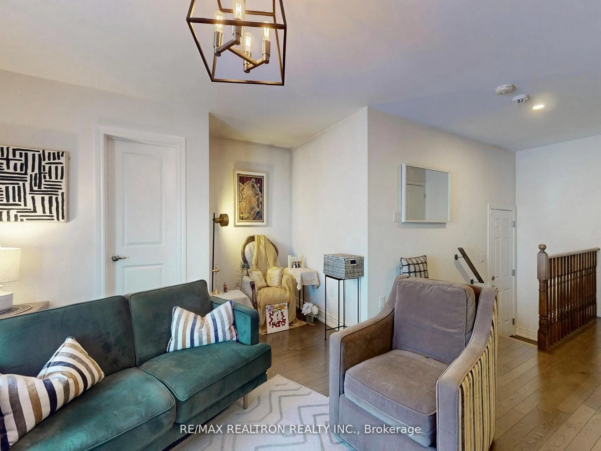 Photo 17 of 6 Oakmore Lane, Brampton, Bram West — HOMEH