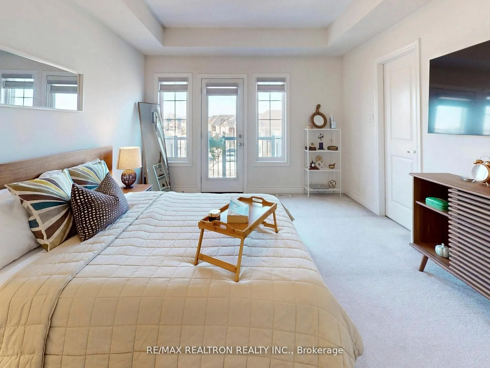Photo 20 of 6 Oakmore Lane, Brampton, Bram West — HOMEH