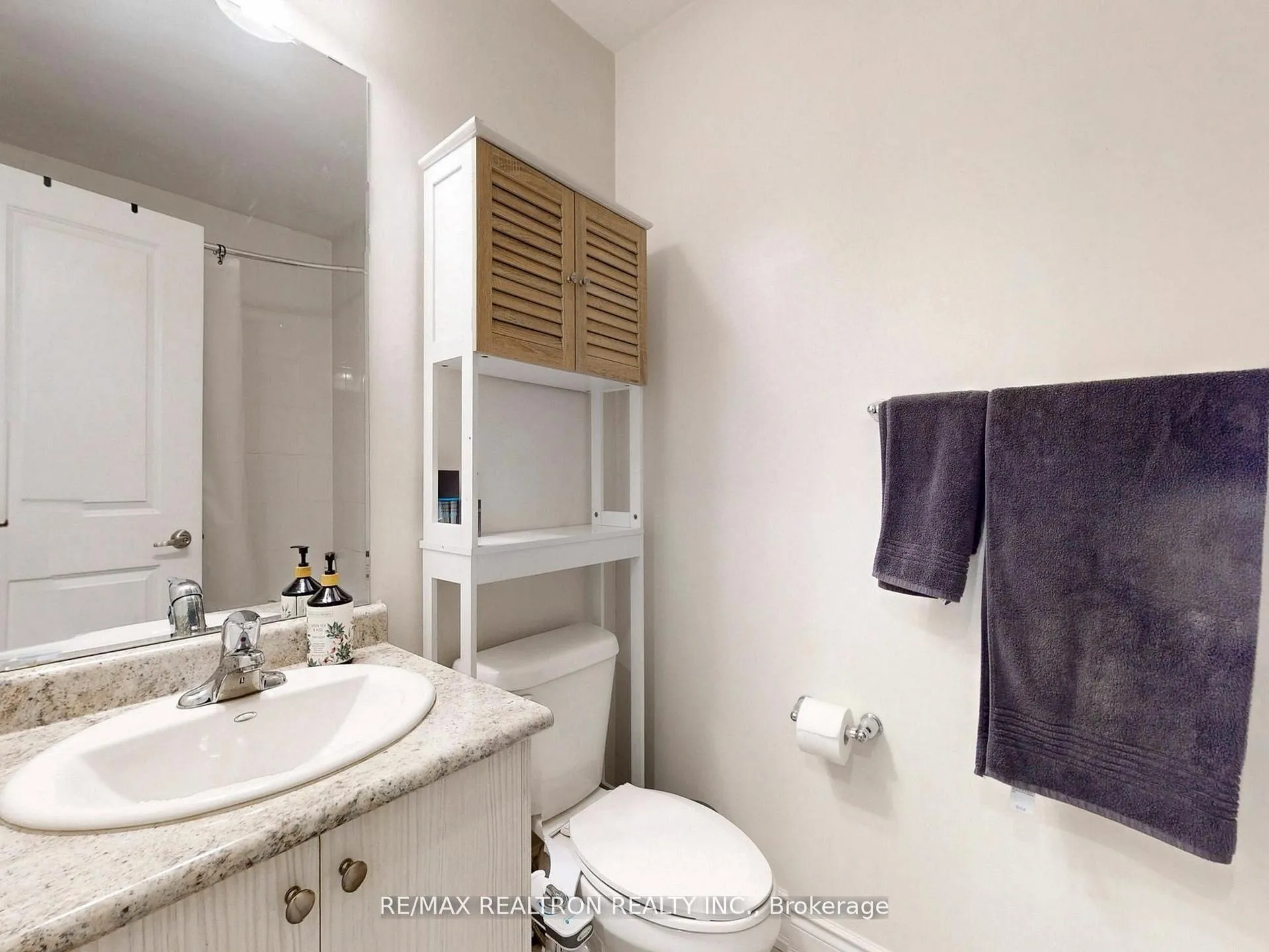 Photo 28 of 6 Oakmore Lane, Brampton, Bram West — HOMEH
