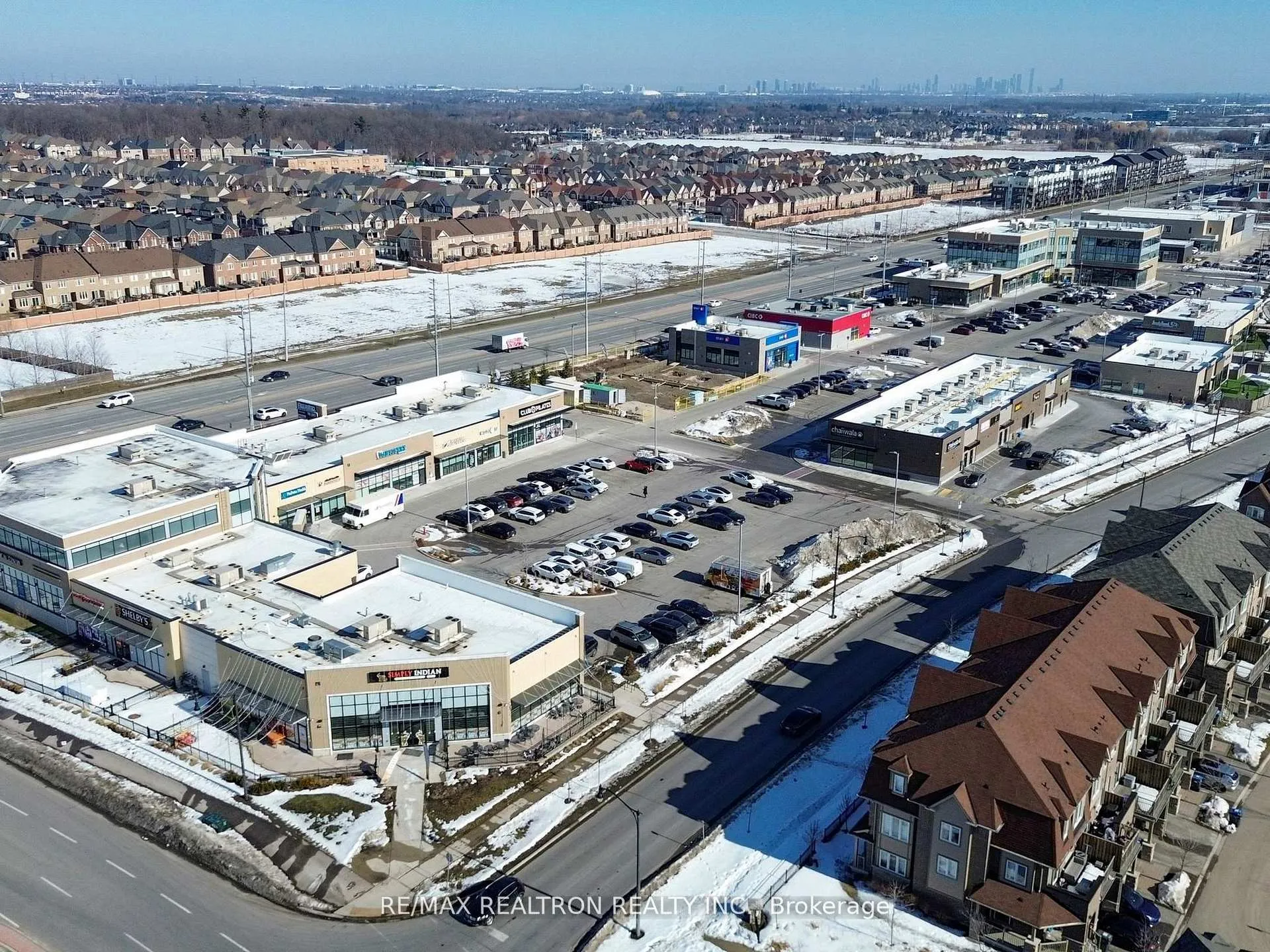 Photo 37 of 6 Oakmore Lane, Brampton, Bram West — HOMEH