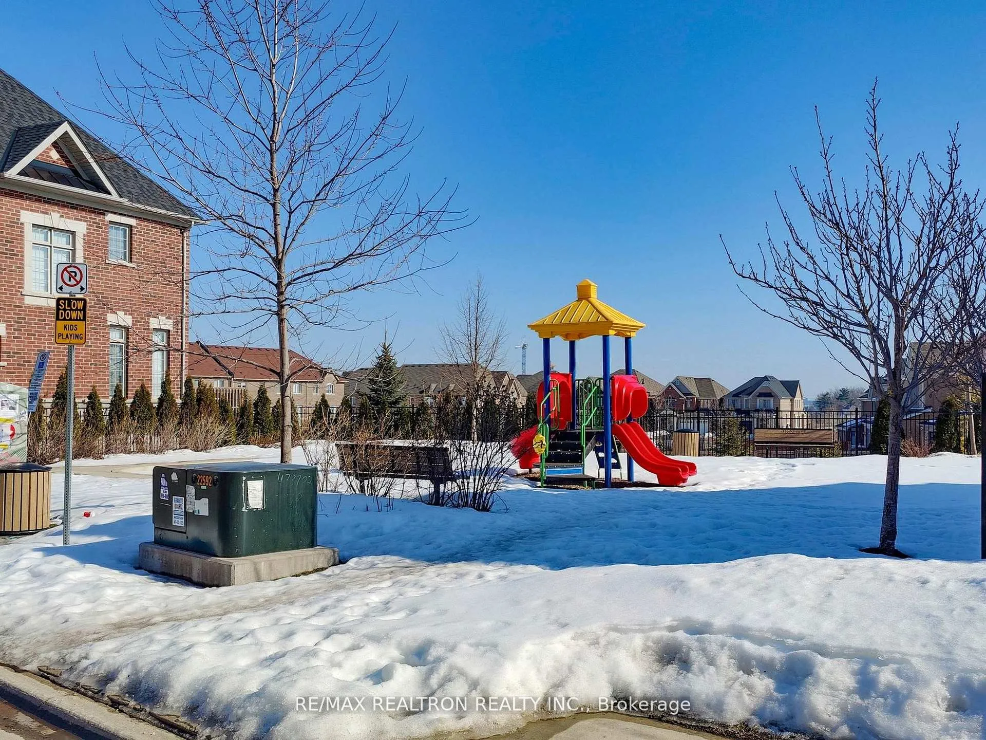 Photo 40 of 6 Oakmore Lane, Brampton, Bram West — HOMEH