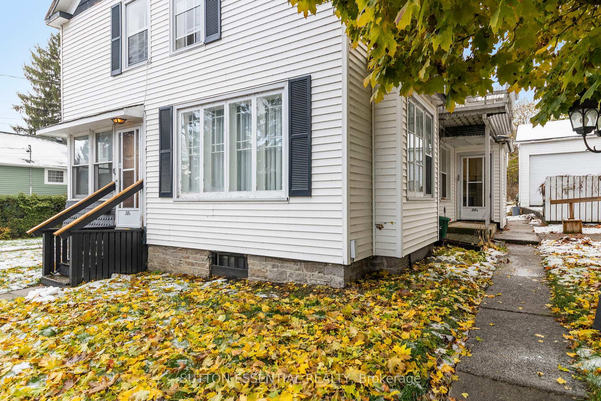Photo 5 of 36 Ann Street, Brockville — HOMEH