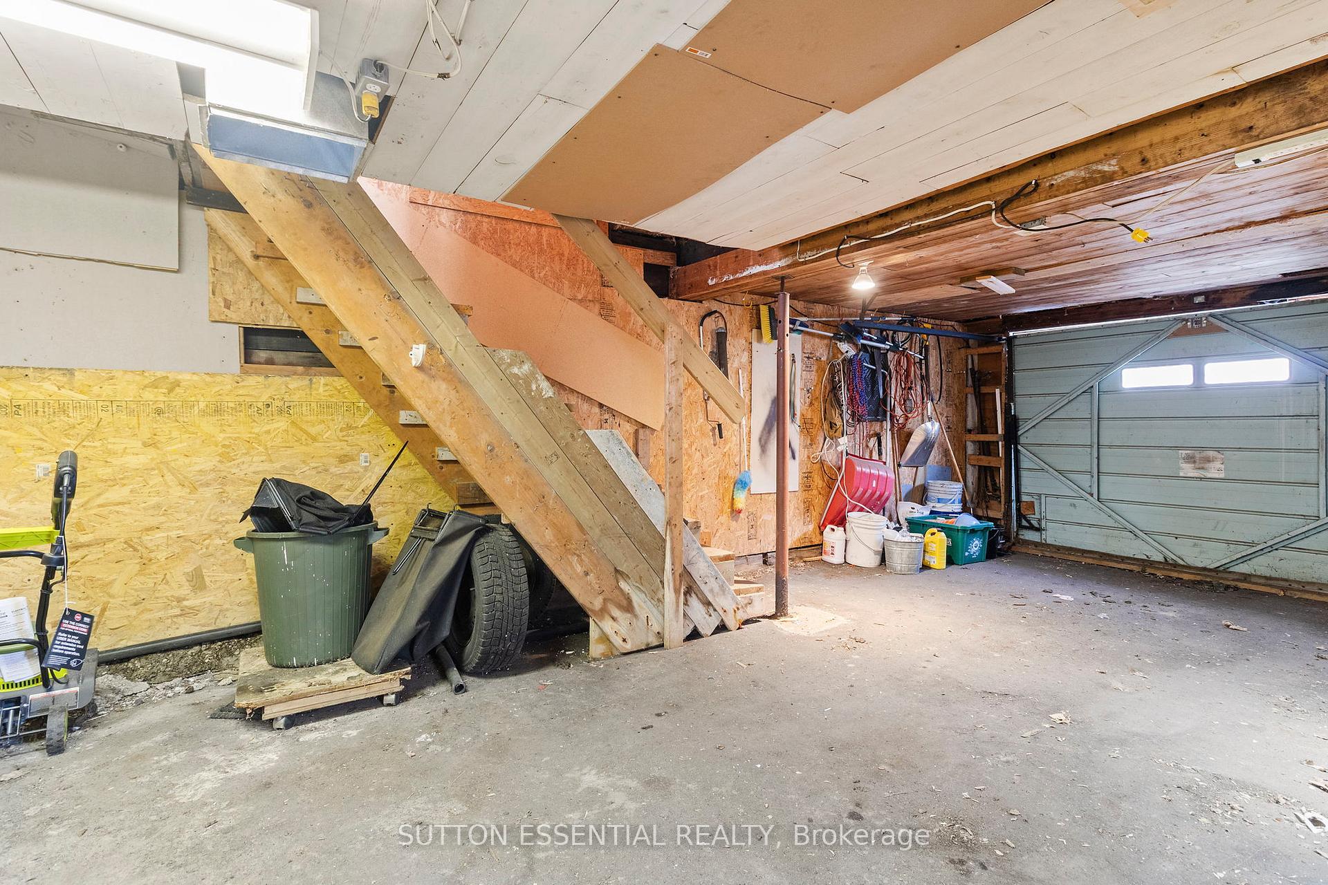 Photo 48 of 36 Ann Street, Brockville — HOMEH