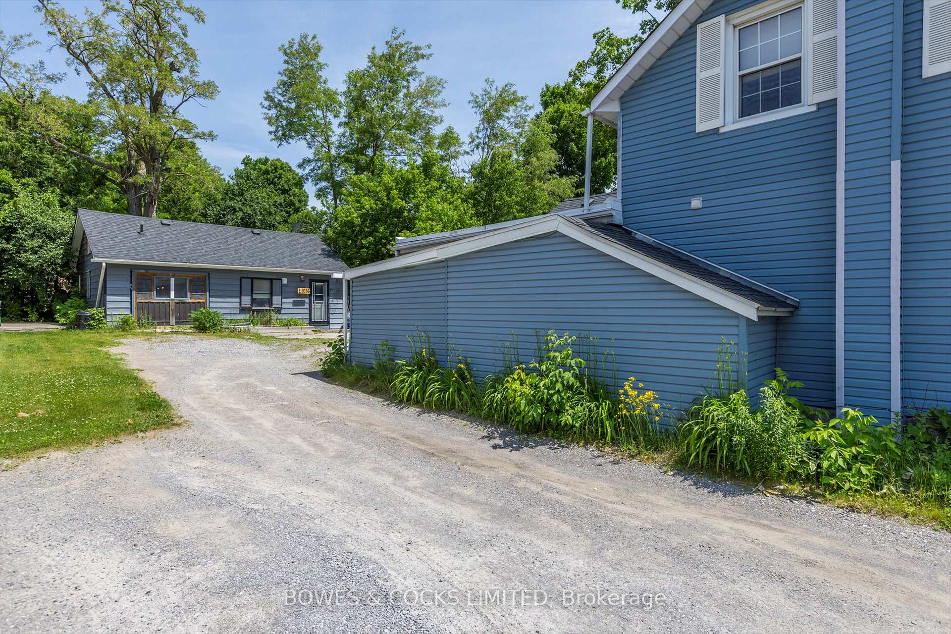 Photo 6 of 344 McDonnel Street, Peterborough, Town Ward 3 — HOMEH