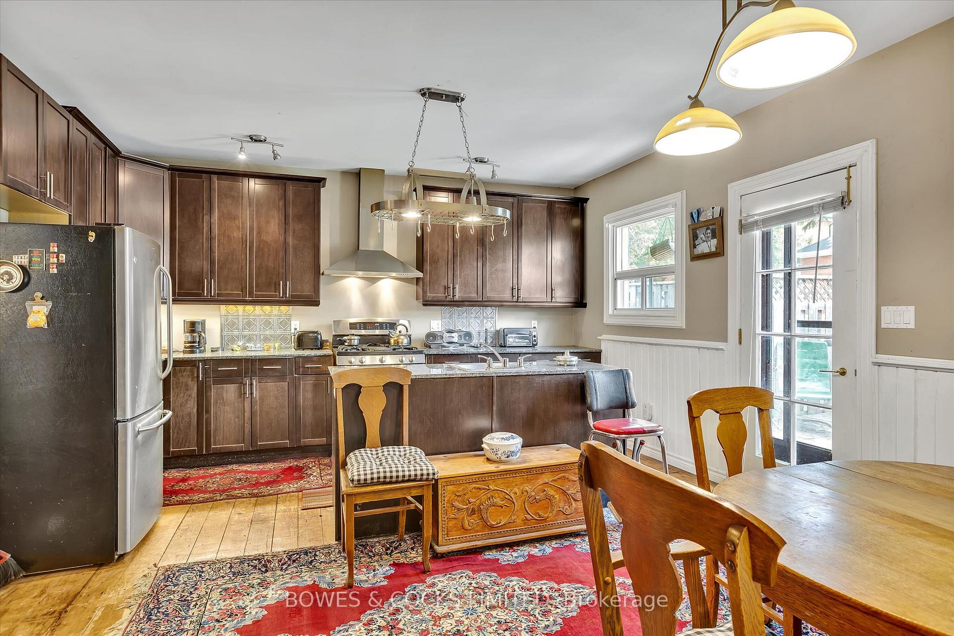 Photo 12 of 344 McDonnel Street, Peterborough, Town Ward 3 — HOMEH