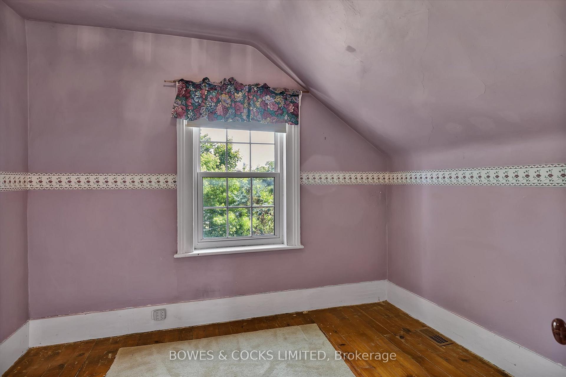 Photo 33 of 344 McDonnel Street, Peterborough, Town Ward 3 — HOMEH