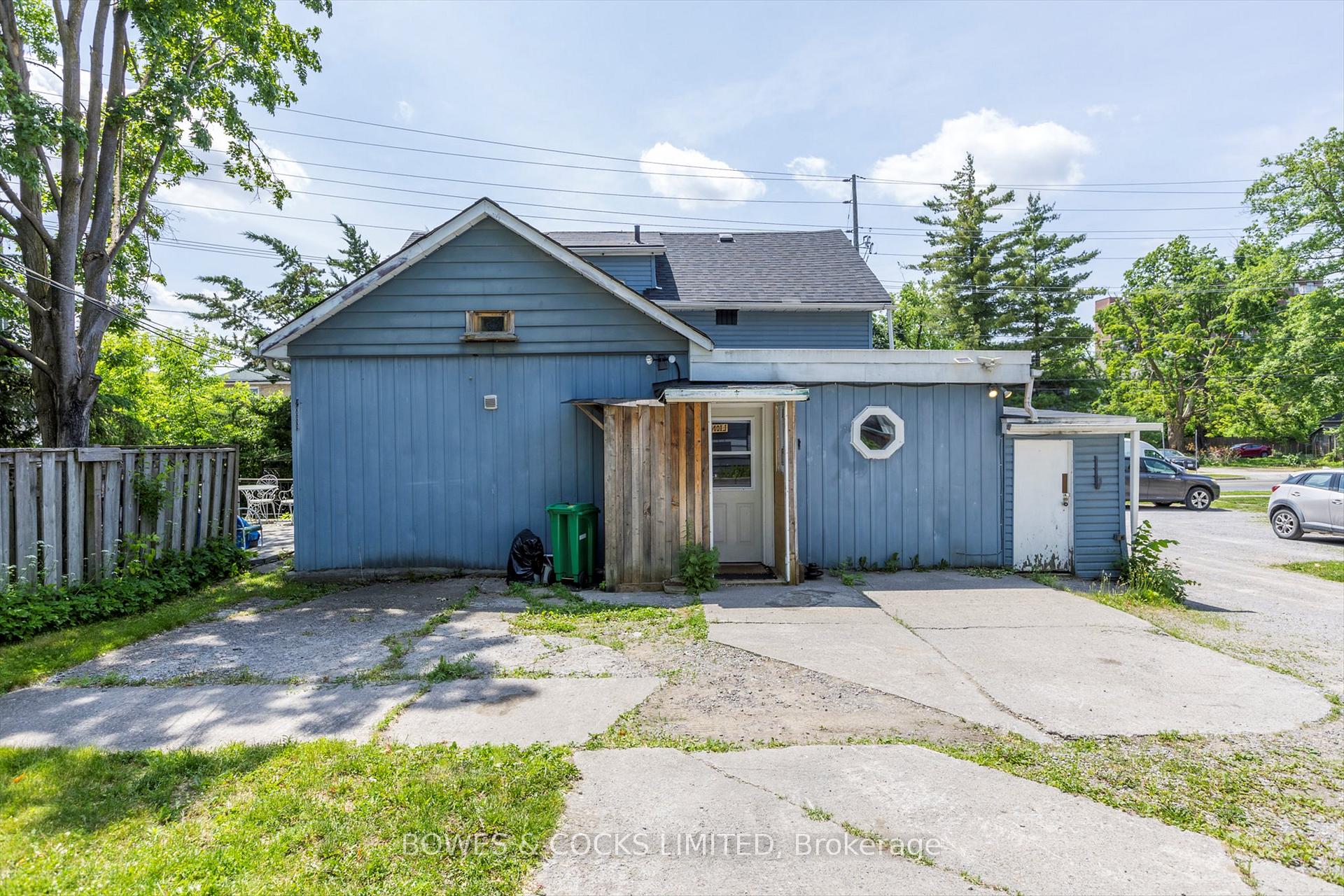 Photo 37 of 344 McDonnel Street, Peterborough, Town Ward 3 — HOMEH