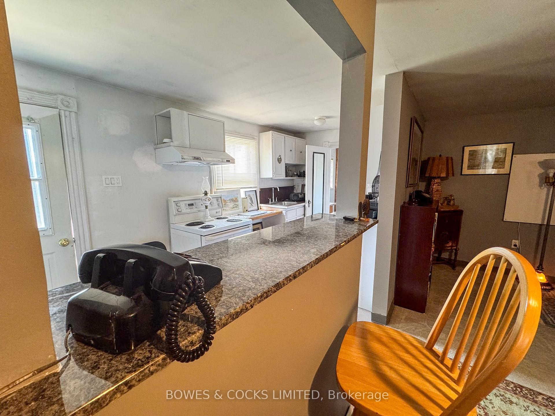 Photo 43 of 344 McDonnel Street, Peterborough, Town Ward 3 — HOMEH