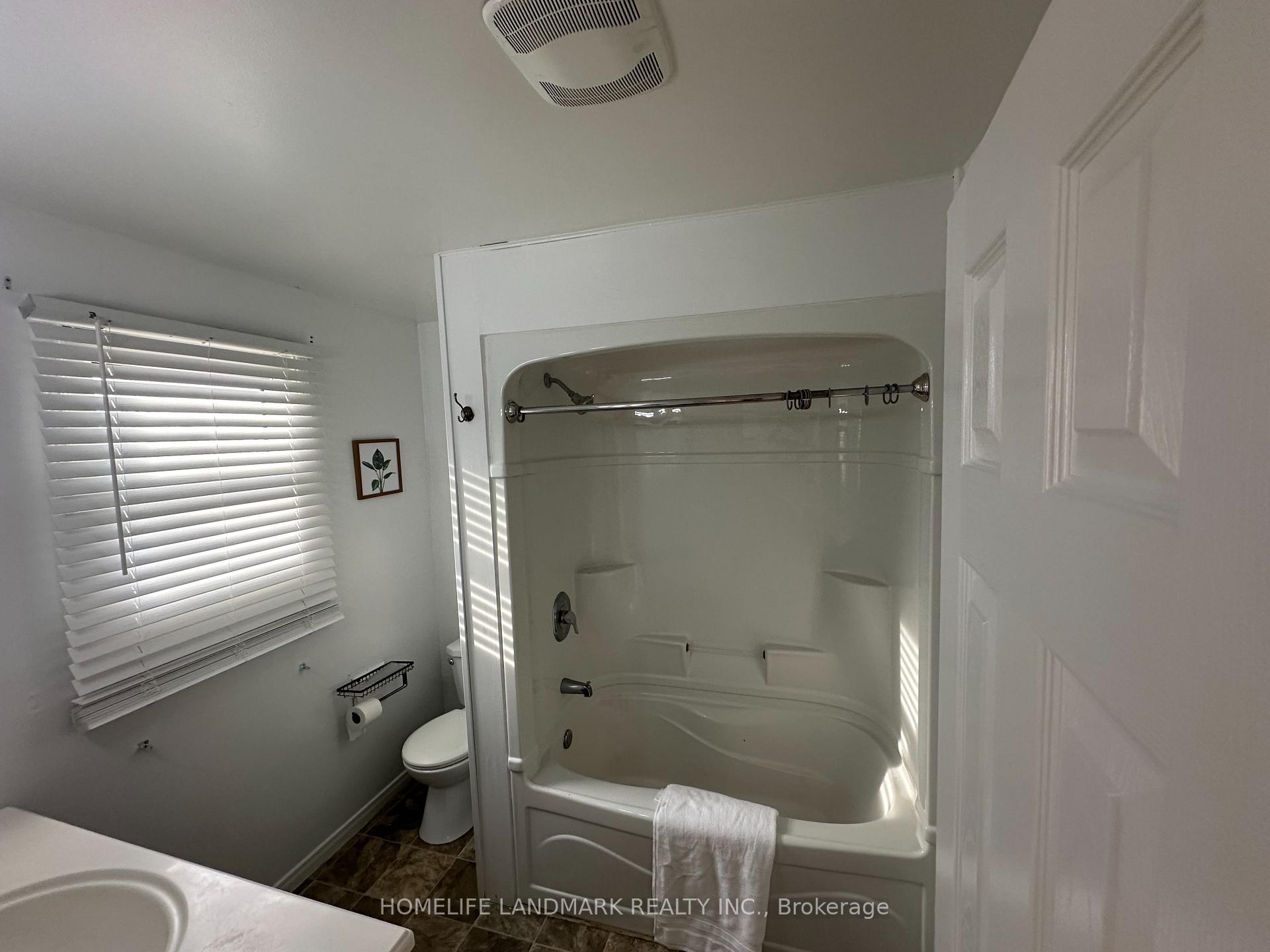 Photo 33 of 1606 Norwill Crescent, Oshawa, Samac — HOMEH