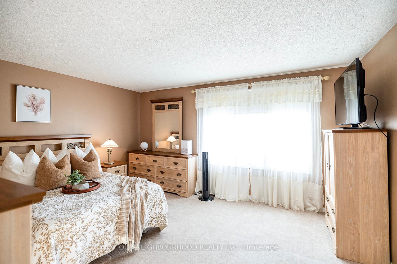Photo 17 of 35 Woodstone Place, Whitby, Pringle Creek — HOMEH