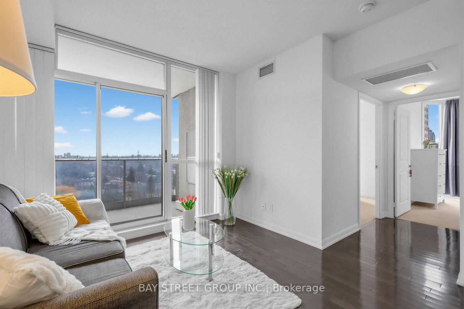 Photo 5 of Unit 1509, 5791 Yonge St, North York, Newtonbrook East — HOMEH