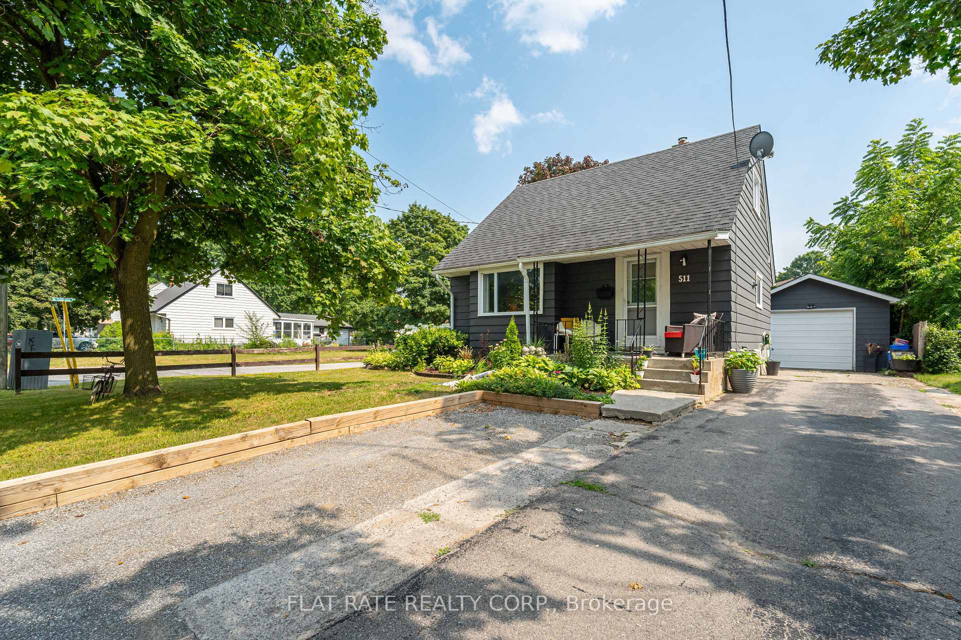 Photo 2 of 511 O'Connell Road, Peterborough, Otonabee Ward 1 — HOMEH