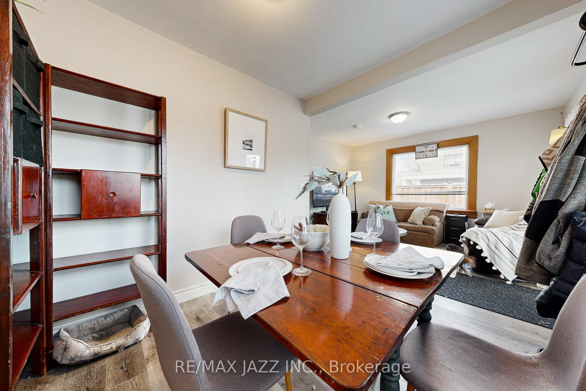 Photo 12 of 656 Hortop Street, Oshawa, O'Neill — HOMEH