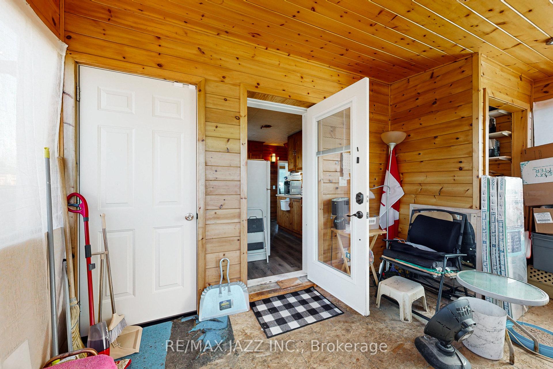 Photo 18 of 656 Hortop Street, Oshawa, O'Neill — HOMEH