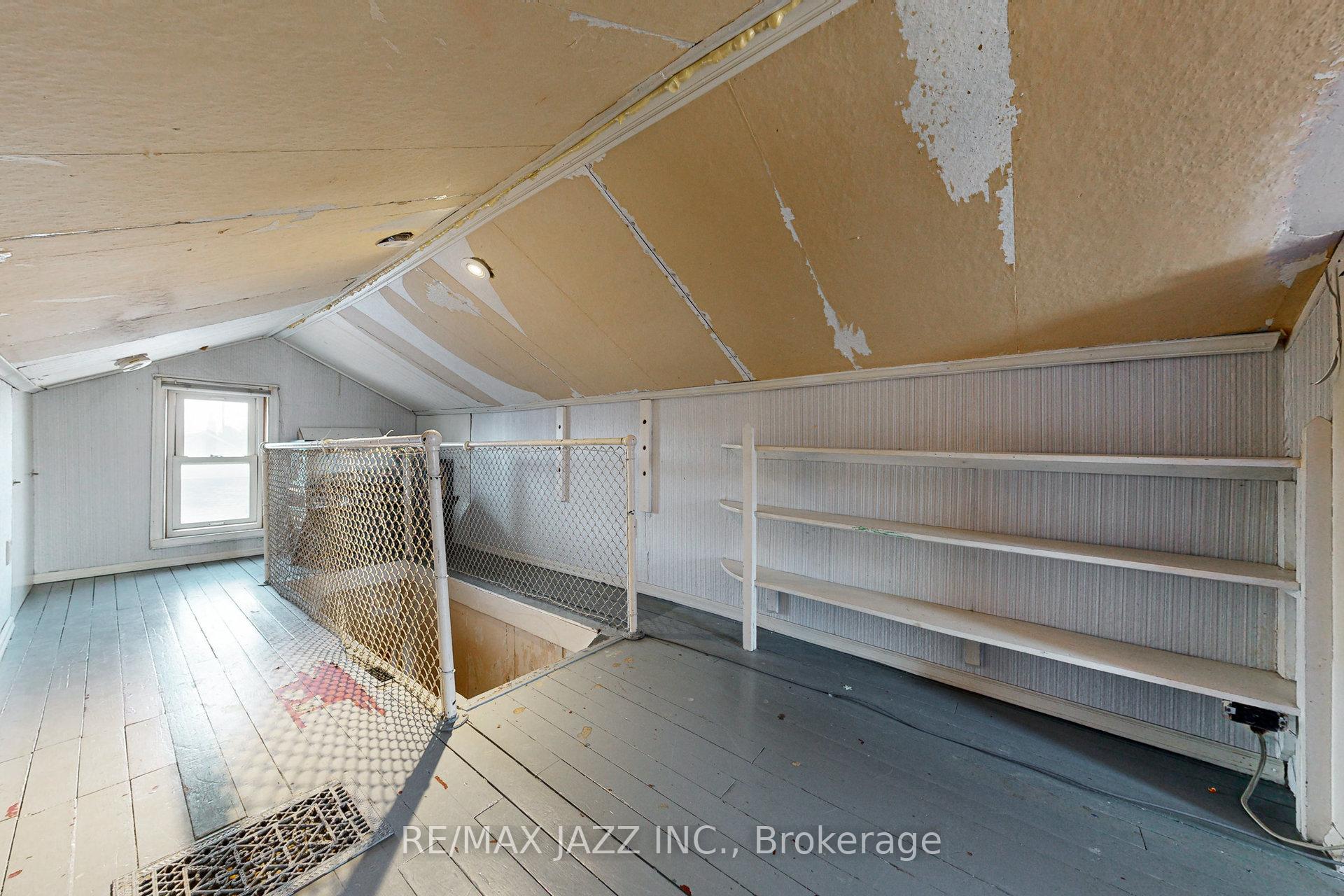 Photo 25 of 656 Hortop Street, Oshawa, O'Neill — HOMEH