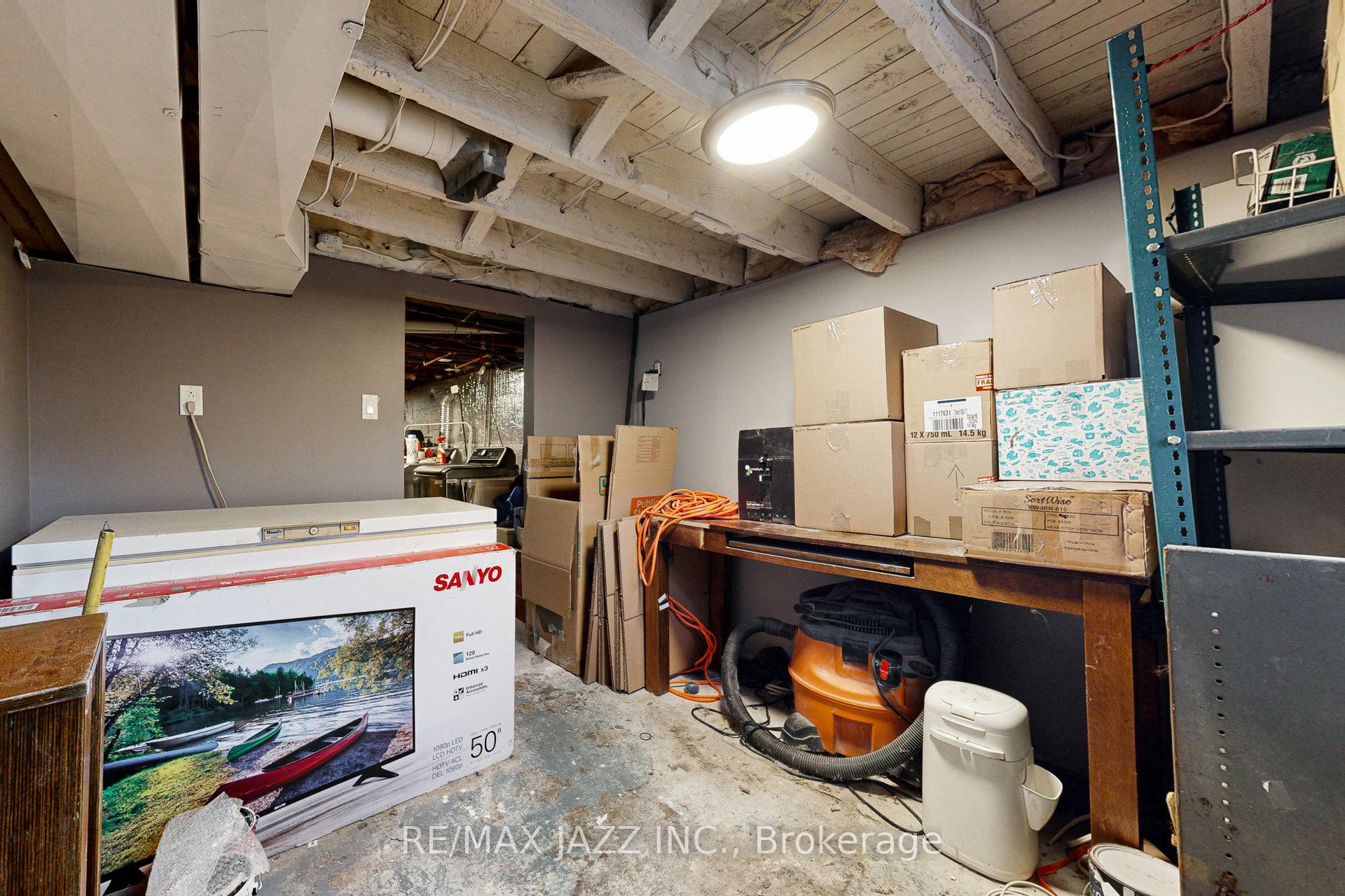 Photo 30 of 656 Hortop Street, Oshawa, O'Neill — HOMEH
