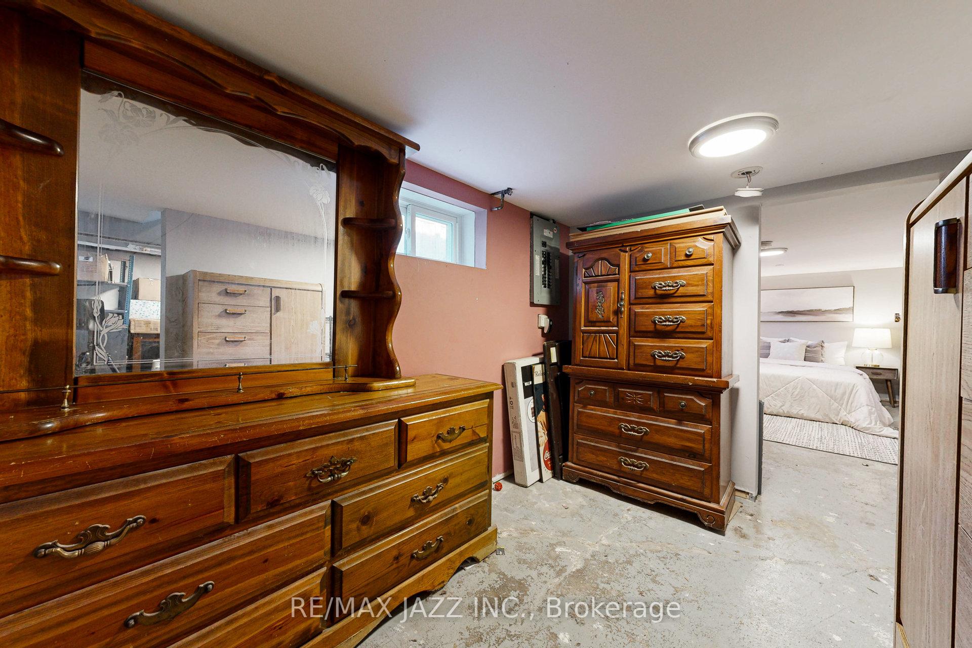 Photo 31 of 656 Hortop Street, Oshawa, O'Neill — HOMEH