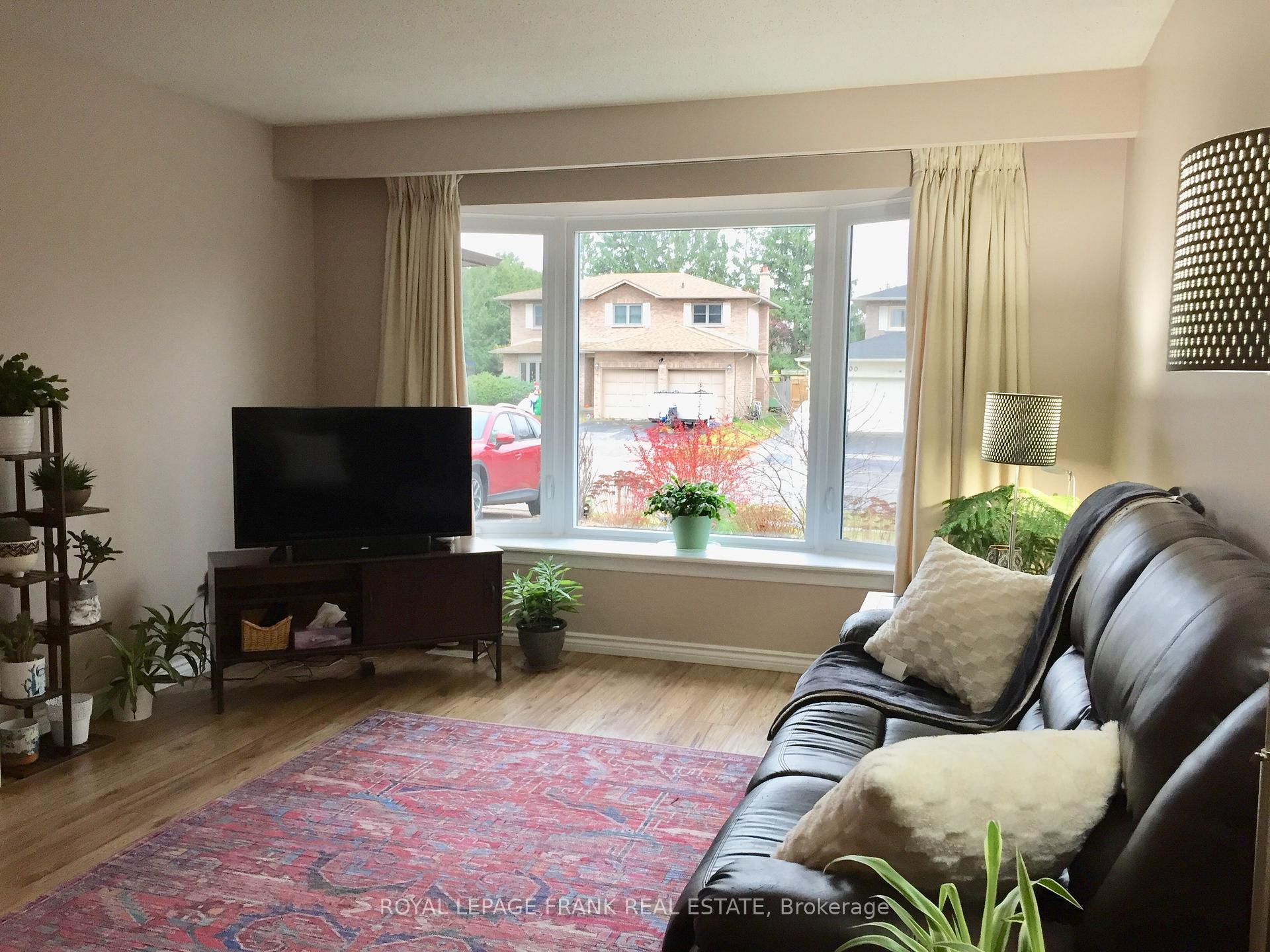 Photo 7 of 603 Bradley Drive, Whitby, Pringle Creek — HOMEH