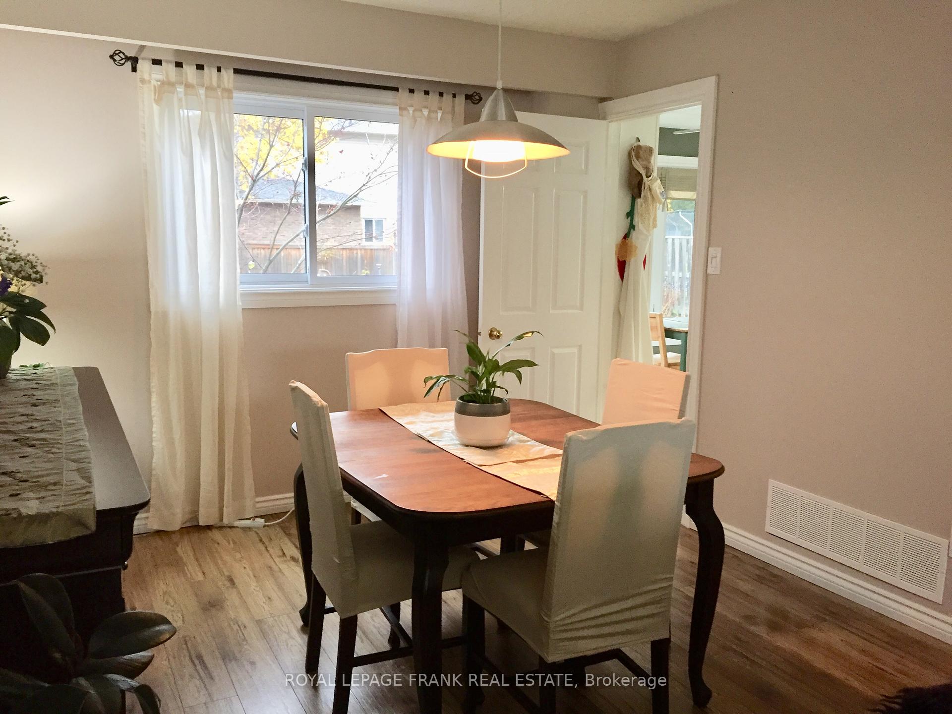 Photo 10 of 603 Bradley Drive, Whitby, Pringle Creek — HOMEH