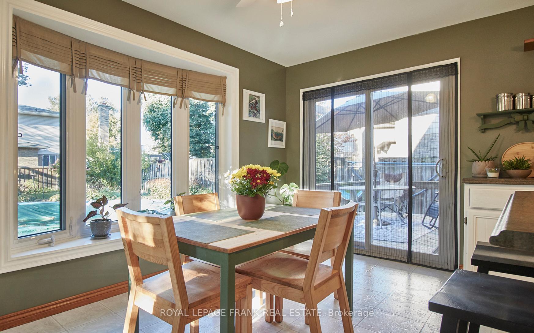 Photo 14 of 603 Bradley Drive, Whitby, Pringle Creek — HOMEH