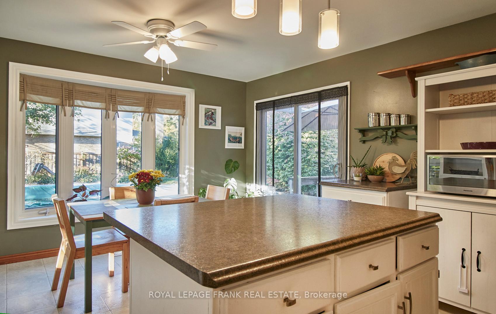 Photo 17 of 603 Bradley Drive, Whitby, Pringle Creek — HOMEH