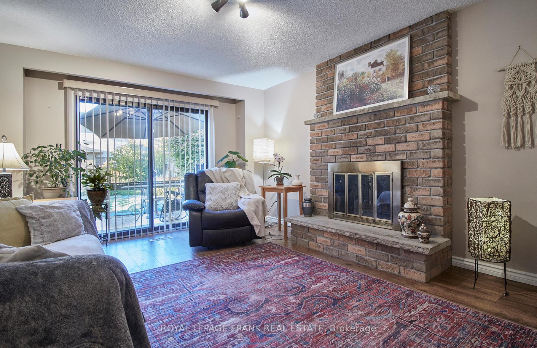 Photo 20 of 603 Bradley Drive, Whitby, Pringle Creek — HOMEH
