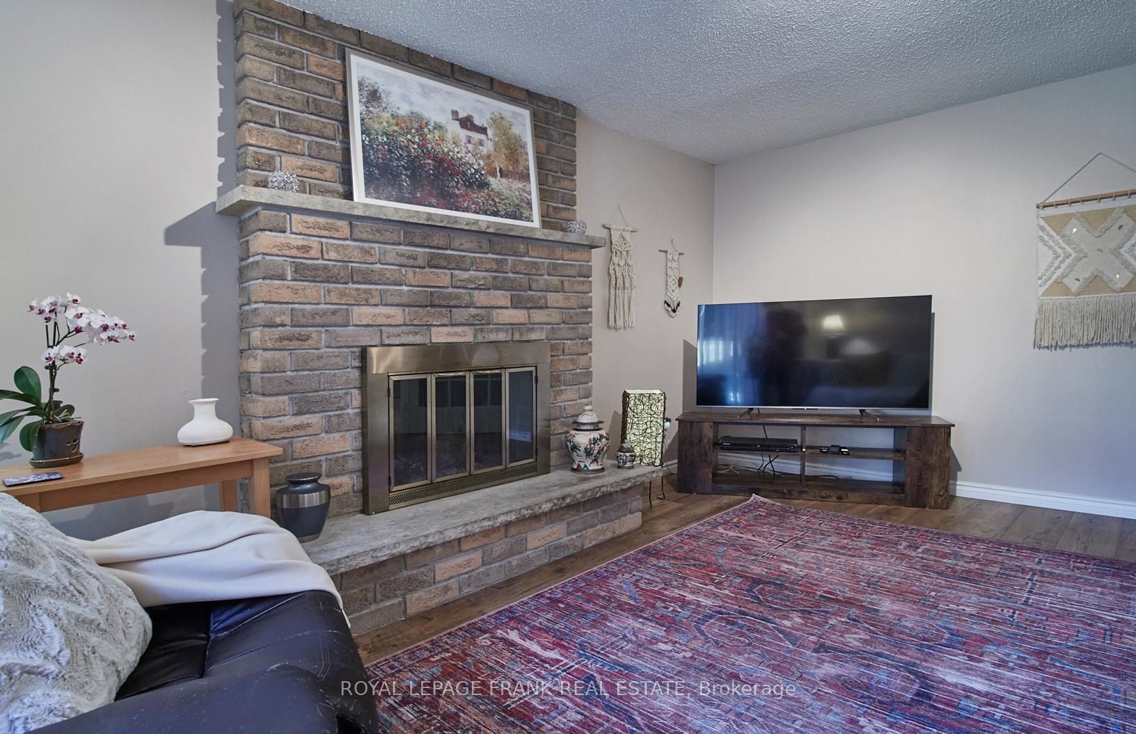 Photo 21 of 603 Bradley Drive, Whitby, Pringle Creek — HOMEH