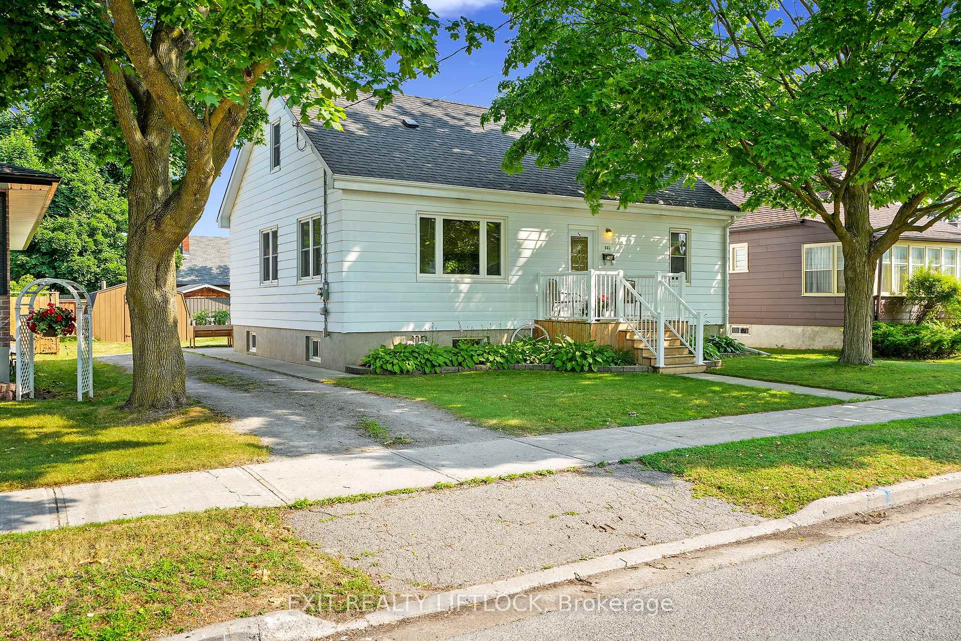 Photo 3 of 548 King George Street, Peterborough, Otonabee Ward 1 — HOMEH