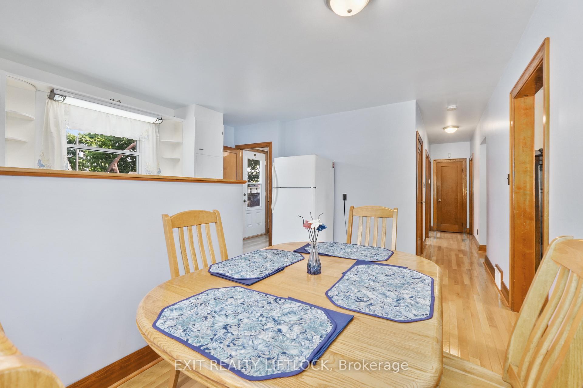 Photo 11 of 548 King George Street, Peterborough, Otonabee Ward 1 — HOMEH