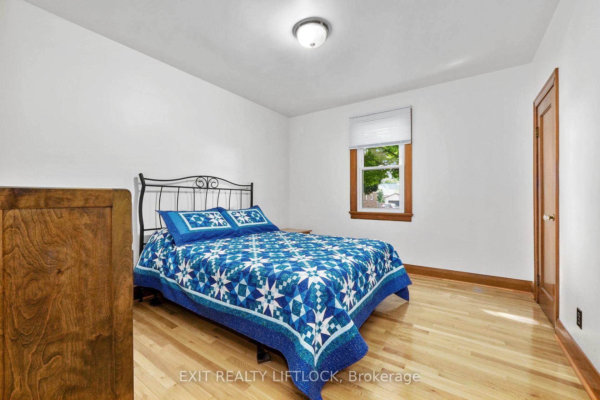 Photo 15 of 548 King George Street, Peterborough, Otonabee Ward 1 — HOMEH
