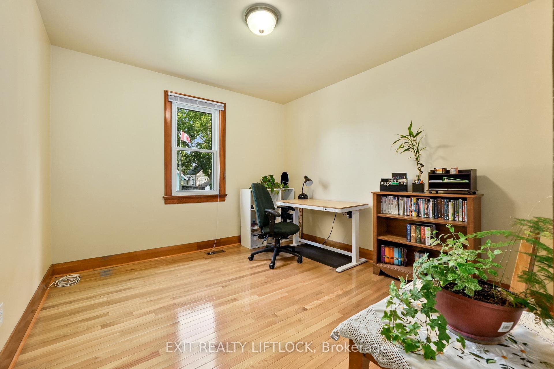 Photo 16 of 548 King George Street, Peterborough, Otonabee Ward 1 — HOMEH