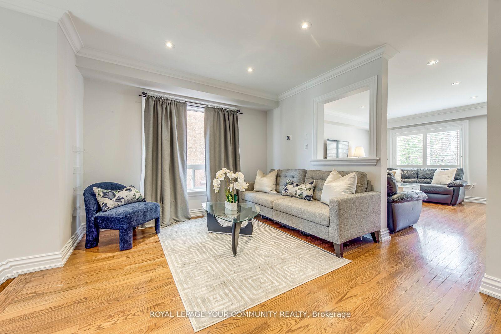 Photo 7 of 12 Ravineview Drive, Vaughan, Rural Vaughan — HOMEH