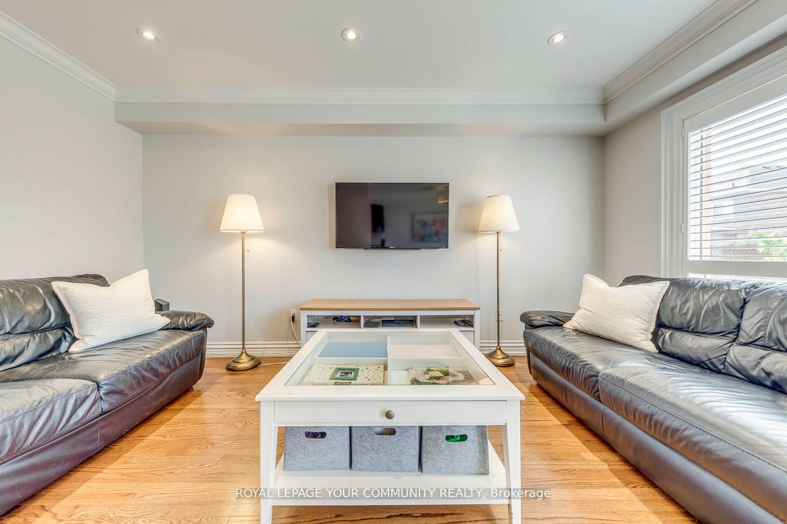 Photo 11 of 12 Ravineview Drive, Vaughan, Rural Vaughan — HOMEH