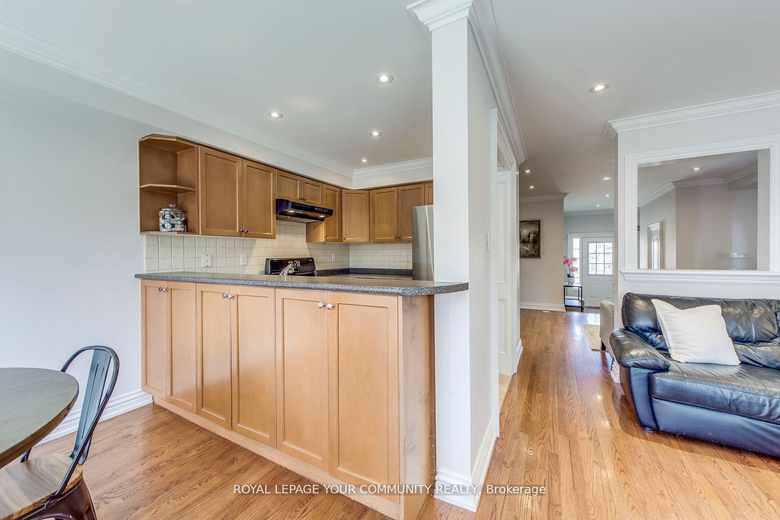 Photo 18 of 12 Ravineview Drive, Vaughan, Rural Vaughan — HOMEH