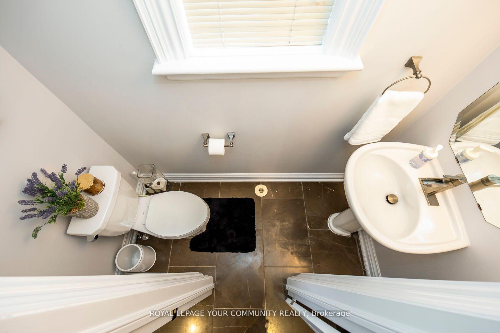 Photo 19 of 12 Ravineview Drive, Vaughan, Rural Vaughan — HOMEH