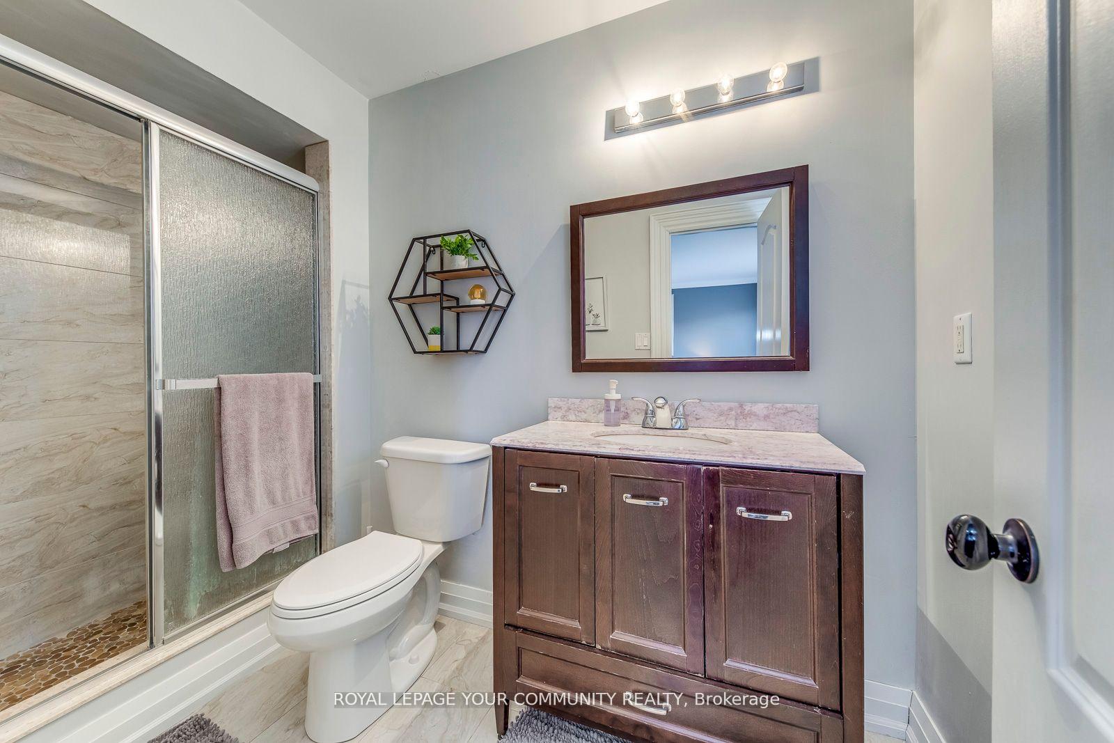 Photo 23 of 12 Ravineview Drive, Vaughan, Rural Vaughan — HOMEH