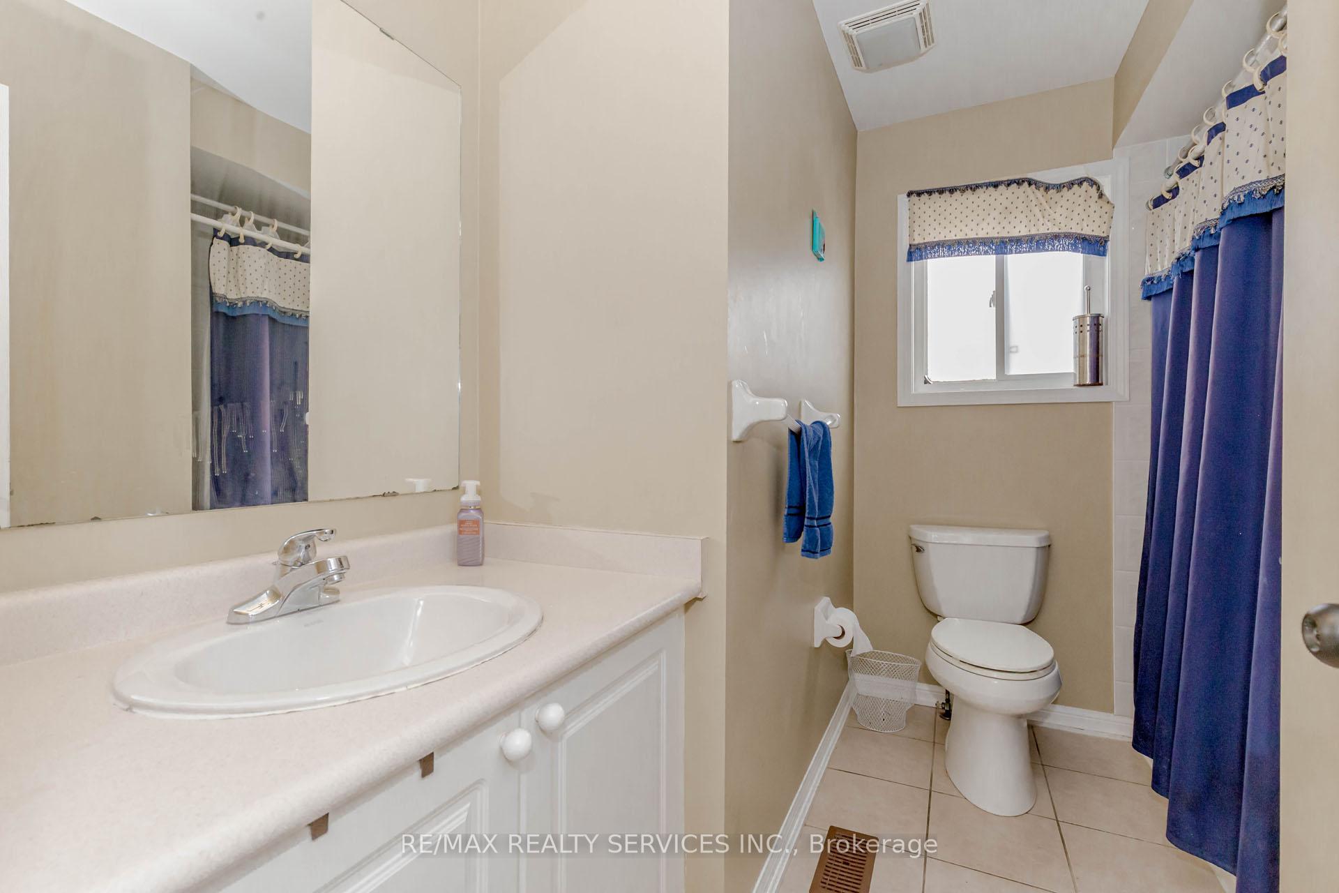 Photo 30 of 1519 Sarasota Crescent, Oshawa, Samac — HOMEH
