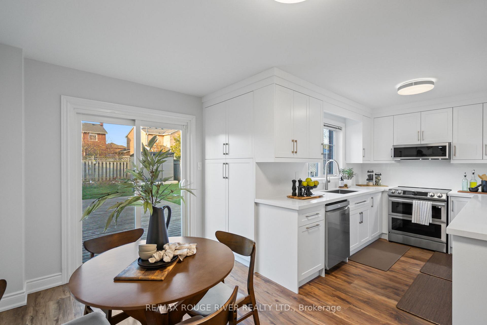 Photo 17 of 8 Threadgold Court, Whitby, Lynde Creek — HOMEH