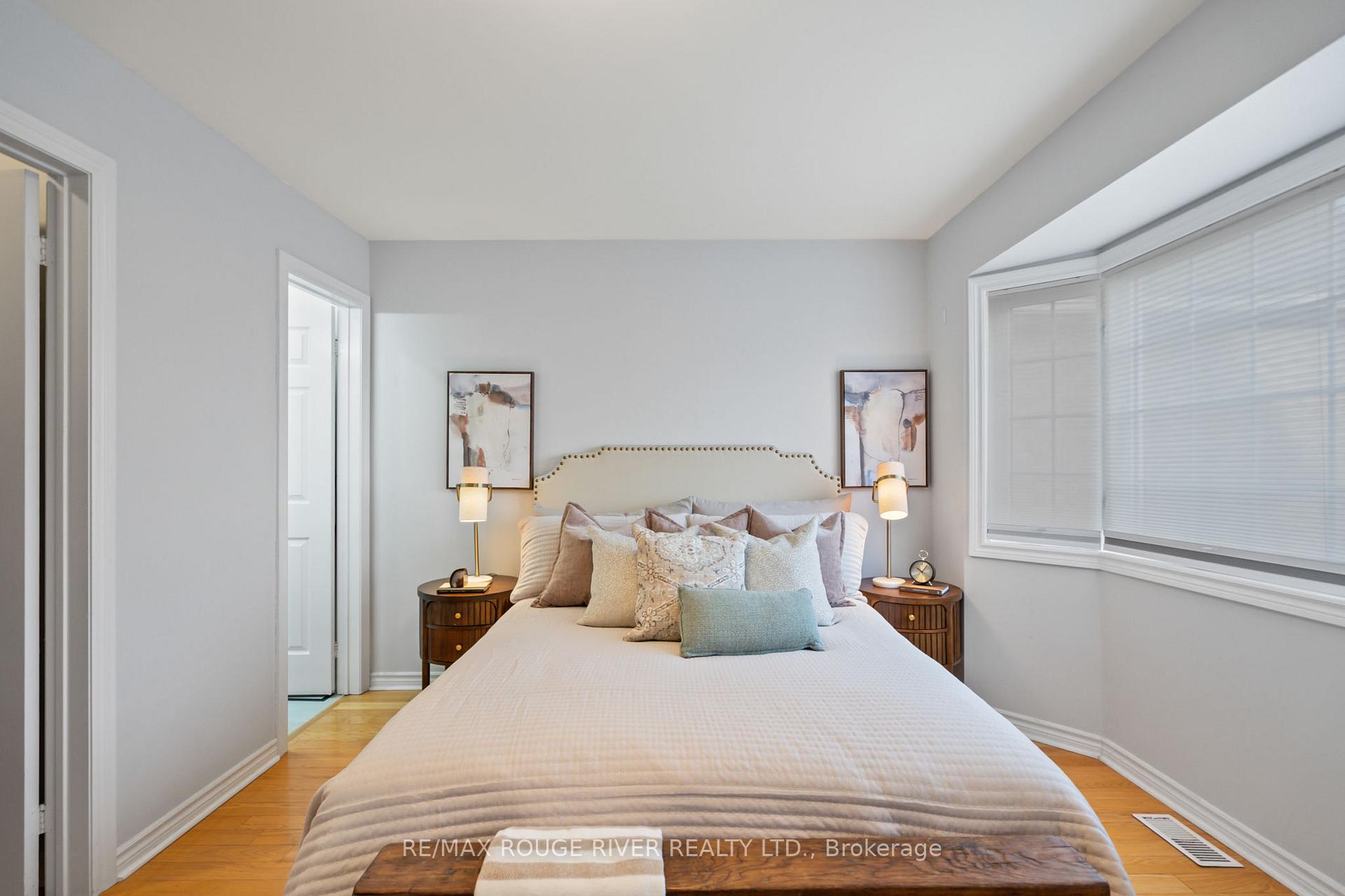Photo 21 of 8 Threadgold Court, Whitby, Lynde Creek — HOMEH