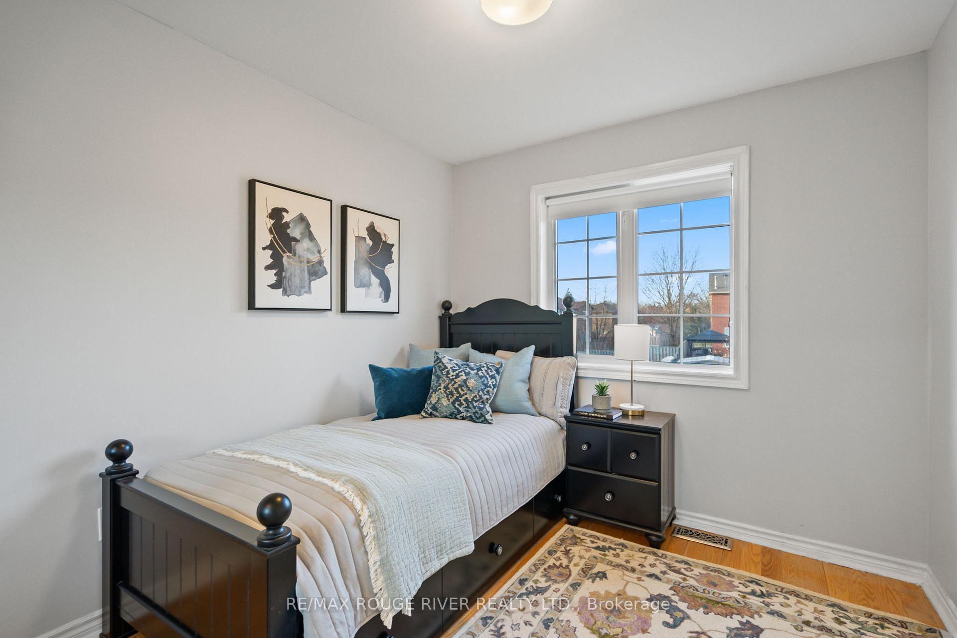 Photo 28 of 8 Threadgold Court, Whitby, Lynde Creek — HOMEH