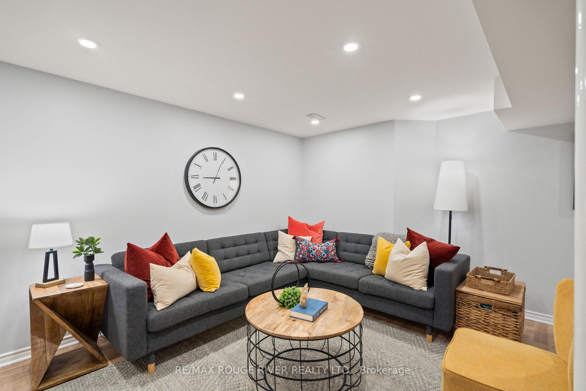 Photo 33 of 8 Threadgold Court, Whitby, Lynde Creek — HOMEH
