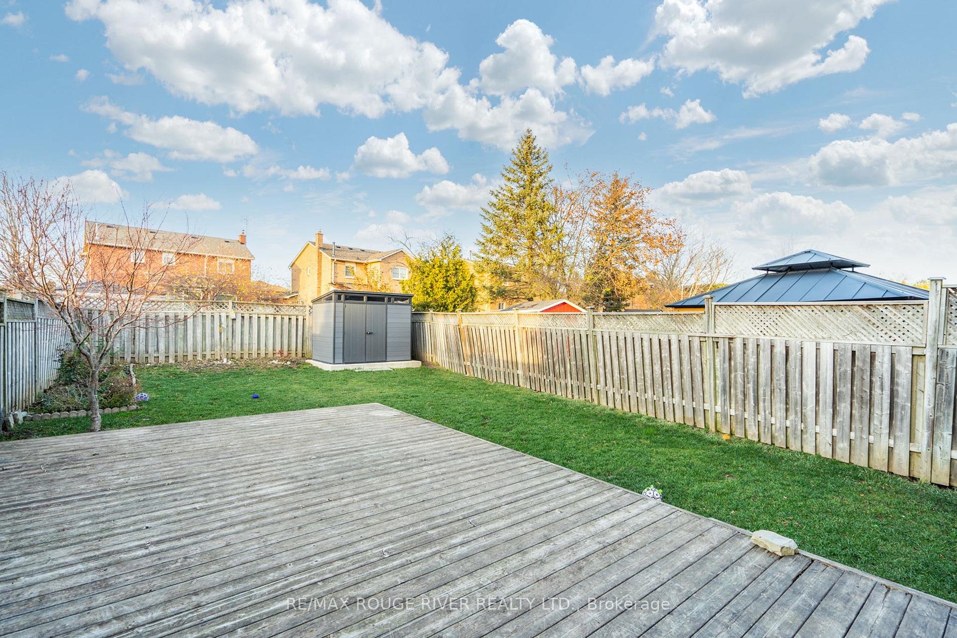 Photo 37 of 8 Threadgold Court, Whitby, Lynde Creek — HOMEH
