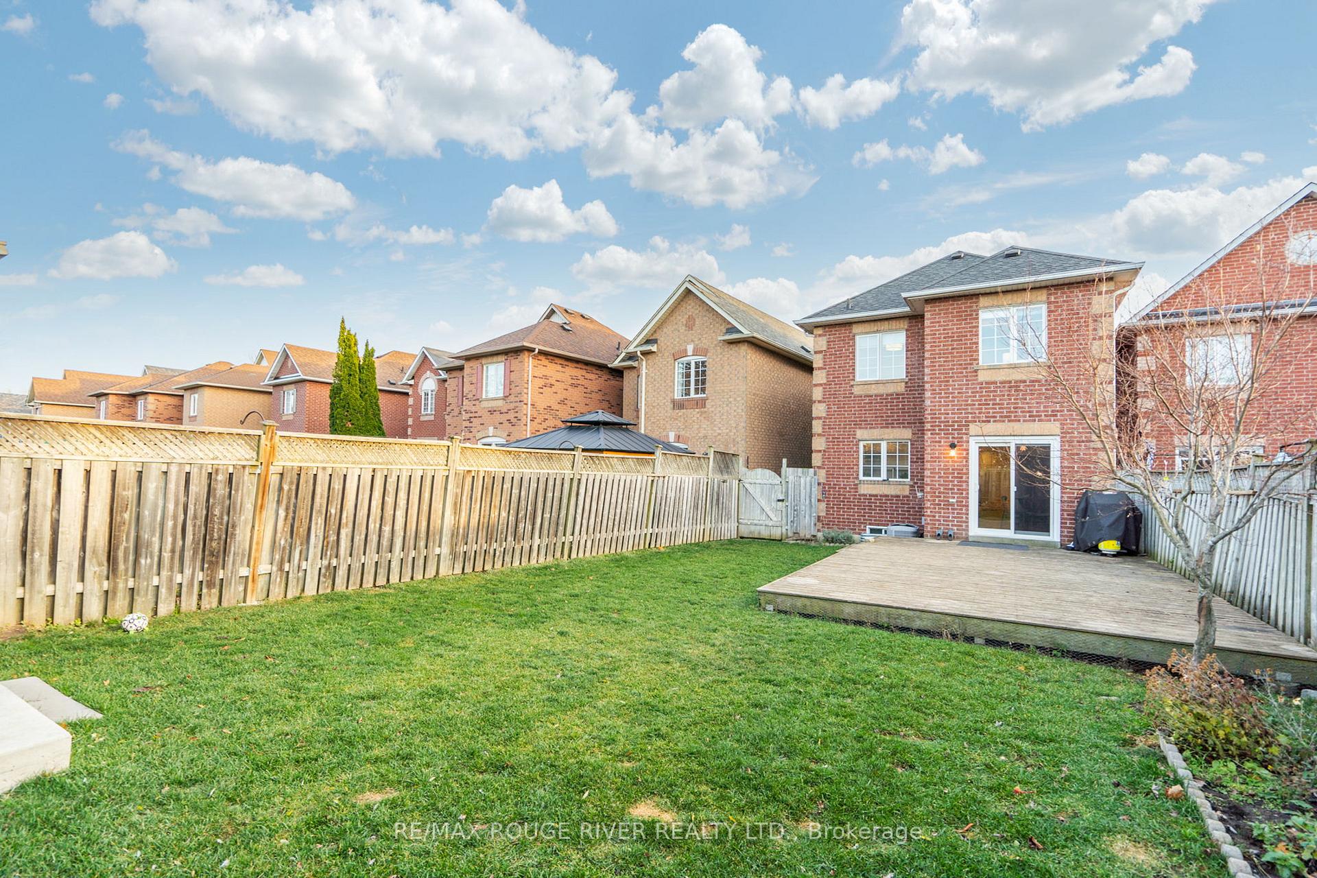 Photo 39 of 8 Threadgold Court, Whitby, Lynde Creek — HOMEH
