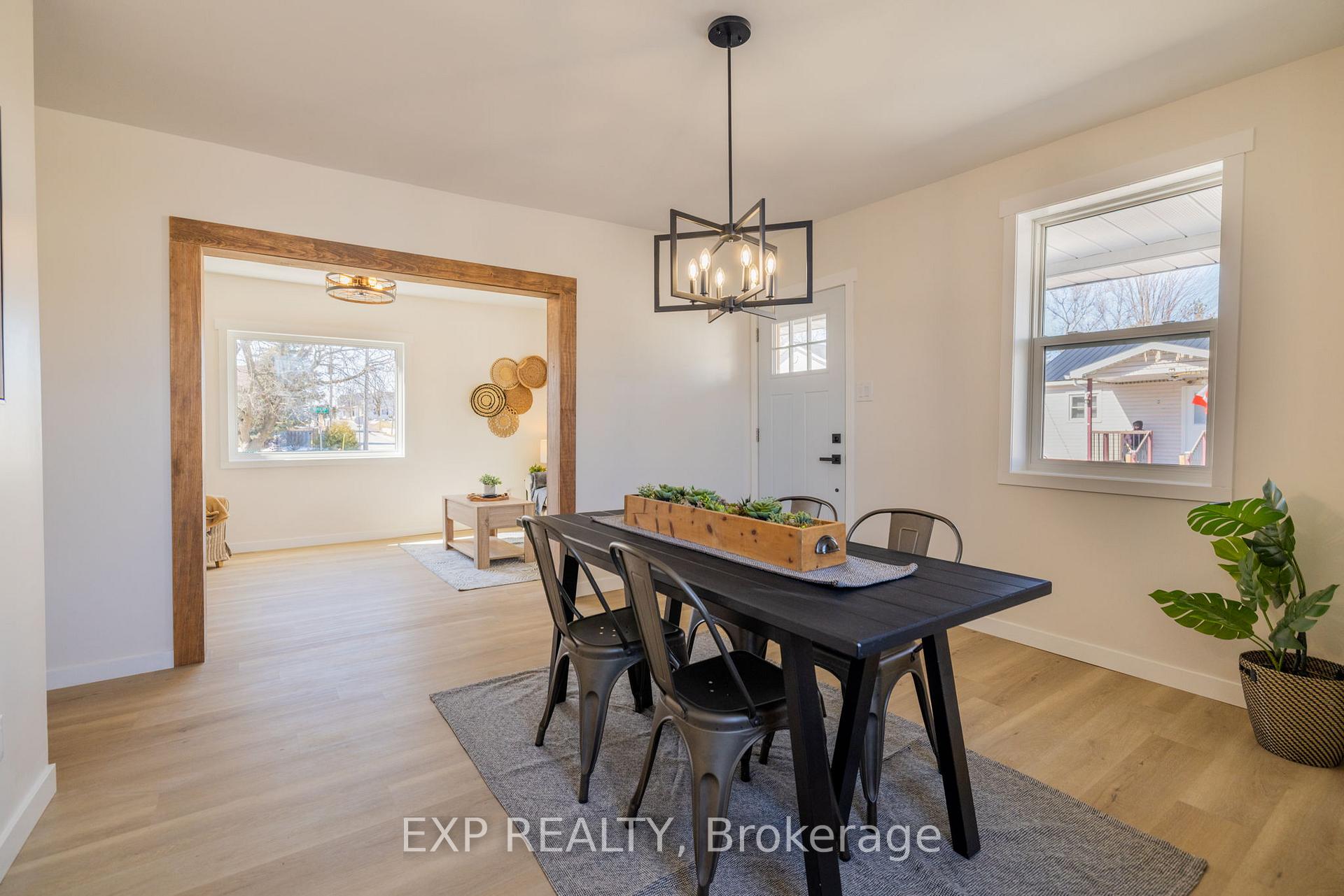 Photo 20 of 88 Edward Street S, Arnprior — HOMEH