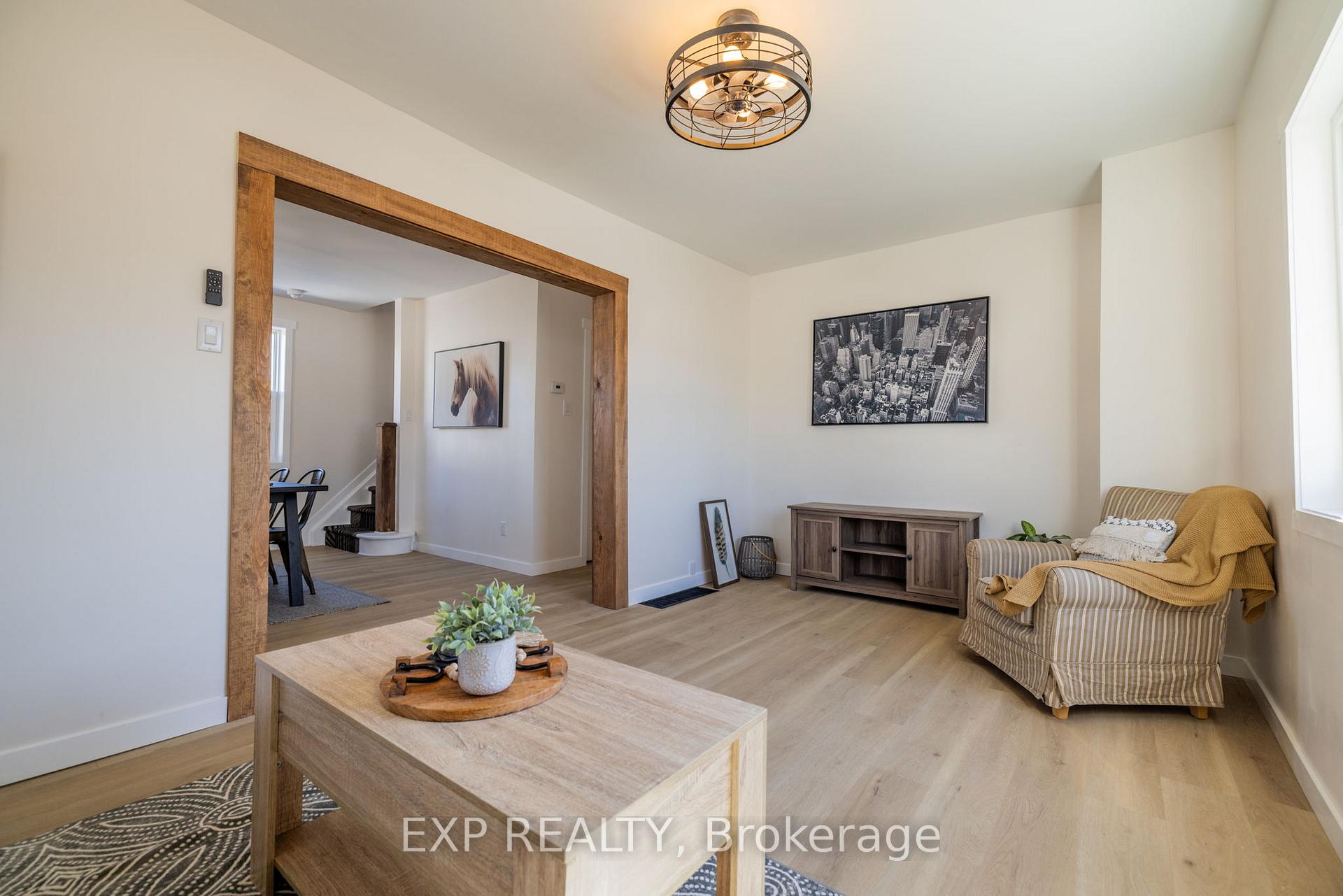Photo 21 of 88 Edward Street S, Arnprior — HOMEH