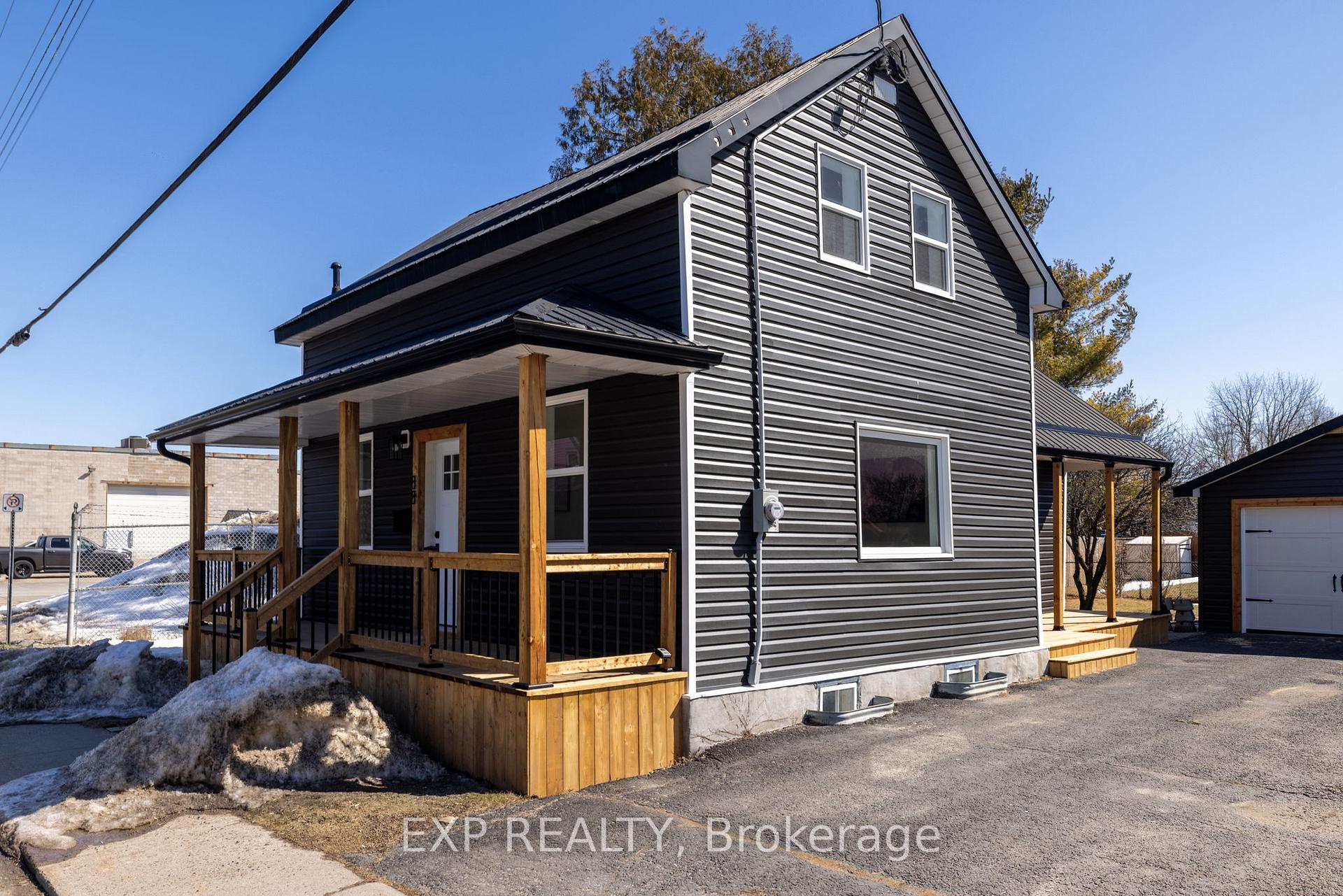 Photo 40 of 88 Edward Street S, Arnprior — HOMEH